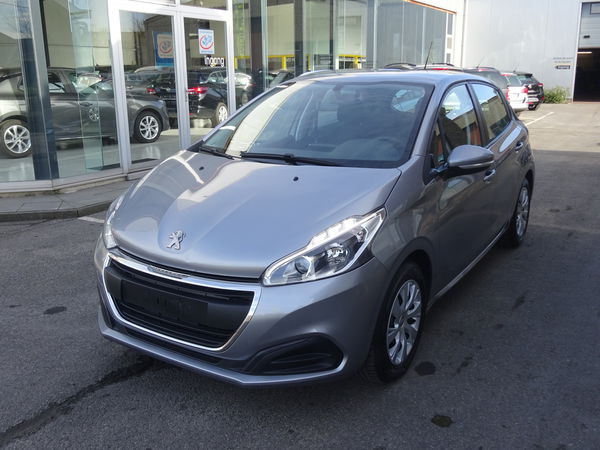 Peugeot 208 1.2 PureTech Active GPS parkeersensoren camera