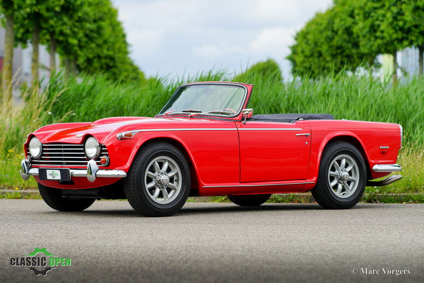 Triumph TR5