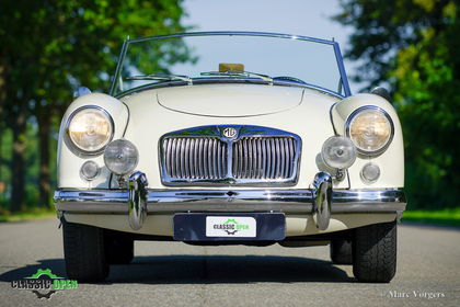 mg-mga-1500-roadster-1956-old-english-white-weiss-blanc-wit-02