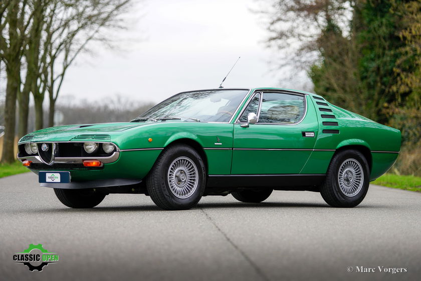 Alfa Romeo Montreal