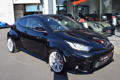 Toyota Yaris GR SPORT HIGH PERFORMANCE