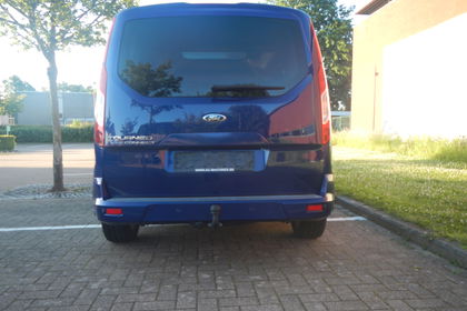 ford-transit-connect-bleu-4