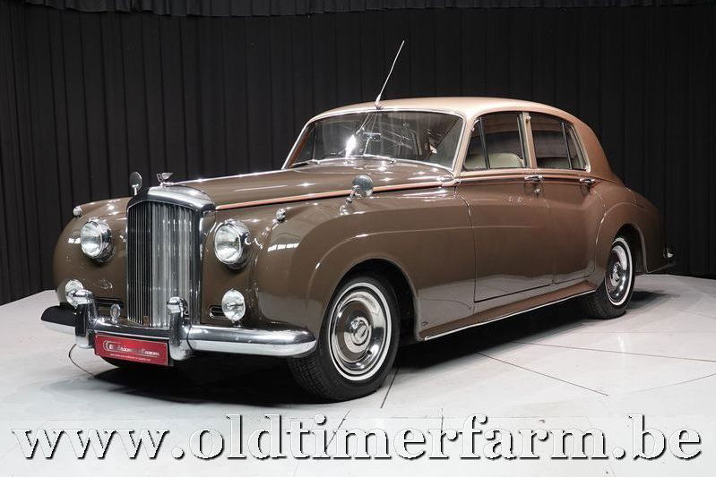 Bentley S2