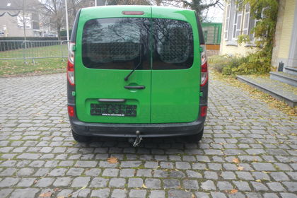 green-renault-kangoo-4