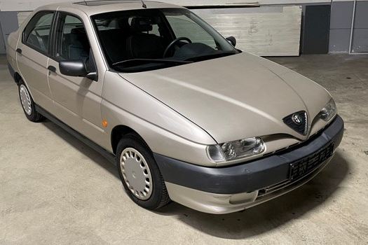 Alfa Romeo 146