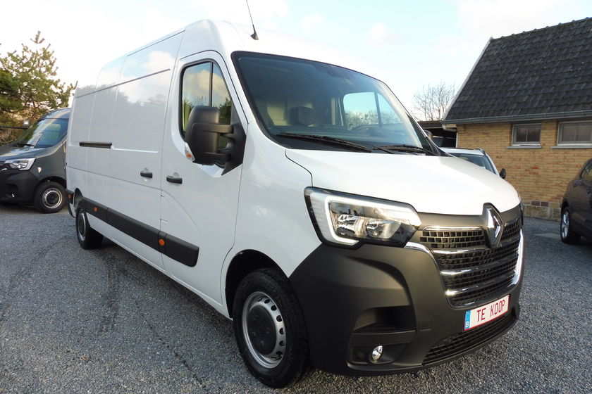 Renault Master 35 2.3 dCi L3H2