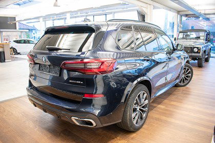 BMW X5 XDRIVE45E *M-SPORT*, LUCHTVER, APPLE/ANDROID, DRIVING ASSISTANT, LASER