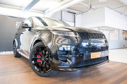 Land Rover Range Rover Sport P440E DYNAMIC HSE, LUCHTVER, PANO.DAK, APPLE/ANDROID, LED, MERIDIAN 