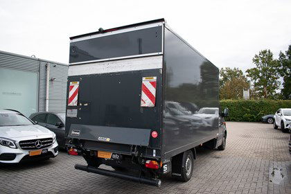 Mercedes Sprinter BOX + LIFT, APPLE/ANDROID, CAMERA, A/C, BT, DAB-RADIO