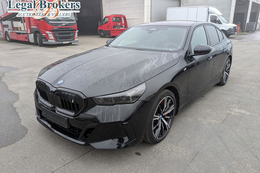 BMW i5 83.9 kWh eDrive40