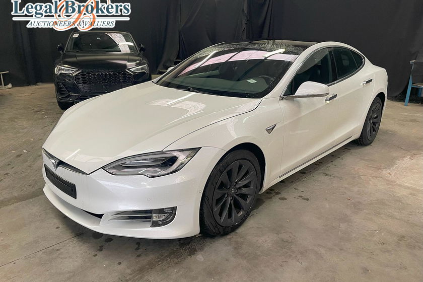 Tesla Model S Long Range AWD