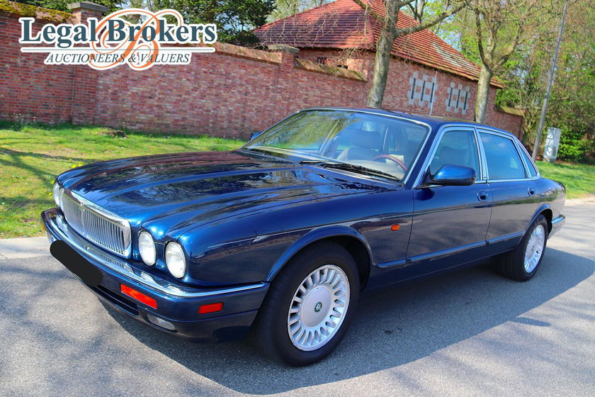 Jaguar XJ Sovereign 4.0