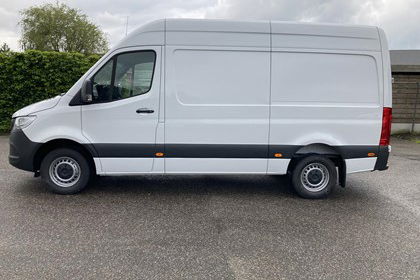 Mercedes Sprinter 317 CDi 170 L2H2 3.5T RWD/Rear Camera/Navi