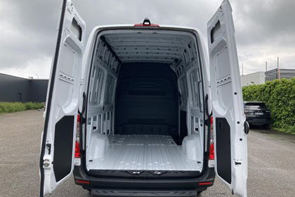 Mercedes Sprinter 317 CDi 170 L2H2 3.5T RWD/Rear Camera/Navi