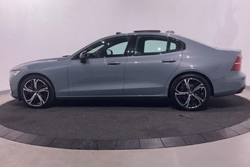 Volvo S60 B5 MHEV AWD ULTIMATE DARK AUT. + PANO + HEAD-UP + 360° + 19”