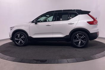 Volvo XC 40 T5 RECHARGE PHEV R-DESIGN AUT. + TOWBAR + PILOT ASSIST + DRIVER AWARENESS + 19”