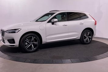 Volvo XC60 T8 AWD Recharge Plug in/R design/Safety pack