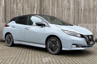 Nissan LEAF N-Connecta 39 kWh - 360° | Warmtepomp | ACC | Zetelverw | Stuurverwarming