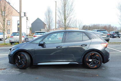 Cupra Born 58 kWh 204pk Camera / verw. stuur / 20" Blizzard / keyless