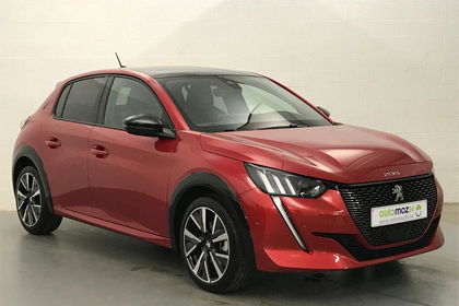 Peugeot 208 GT-LINE 1.2i PURETECH 74kW (101ch) 6V * i-COCKPIT * CAM 360° * APP-CONNECT *