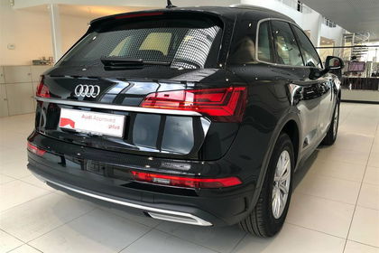 Audi Q5 Audi Q5  Business Edition Attraction 30 TDI  100(136) kW(ch) S tronic