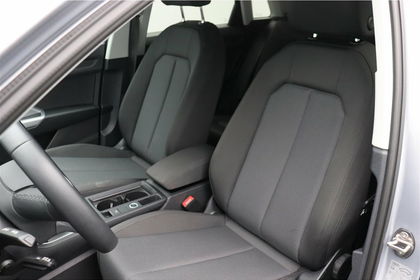 Audi Q3 45 TFSIe PHEV Attraction S tronic 100% fiscaal aftrekbaar