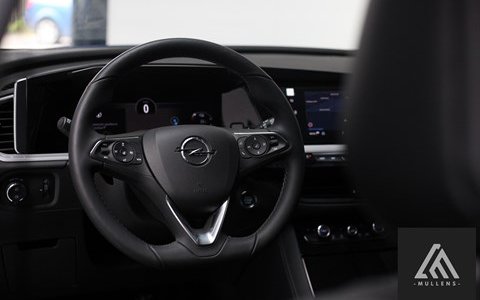 Opel Grandland X 1.6 TURBO HYBRID ULTIMATE | NAVI | CRUISE | KEYLESS