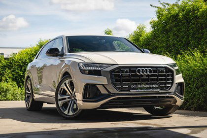 Audi Q8 55 TFSI QUATTROS-Line Vikunja Beige!