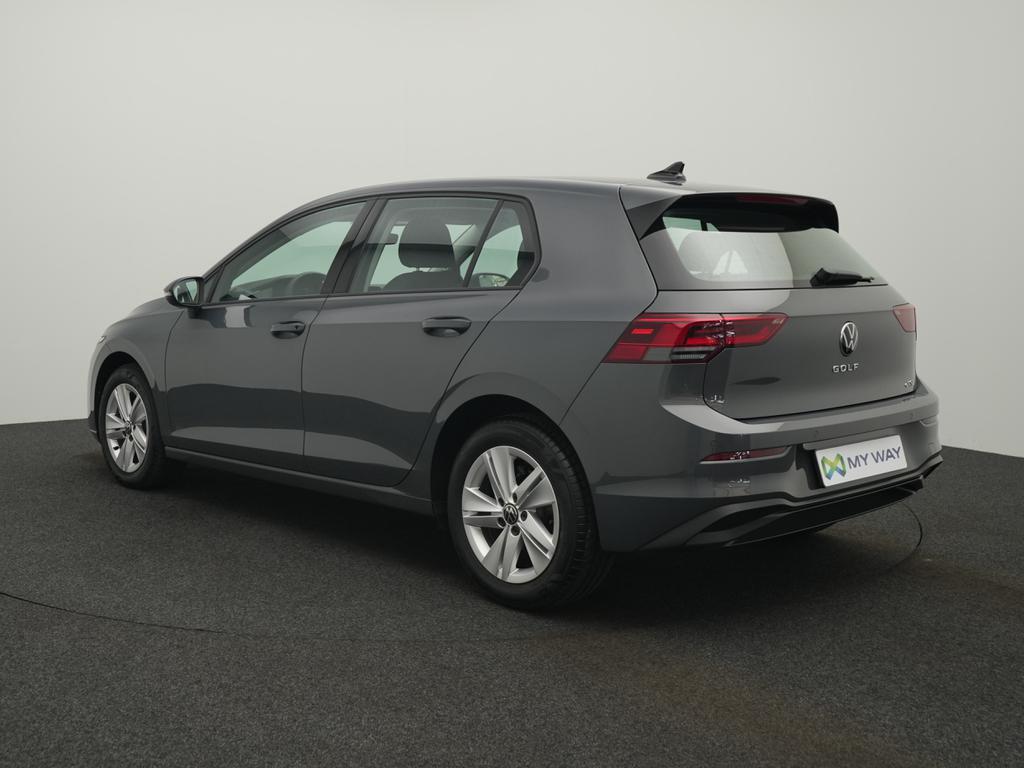 Volkswagen Golf VIII 1.0 eTSI Life OPF 7v DSG  110CV