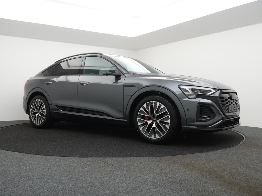 Audi Q8 e-tron Sportback Audi Q8 Sportback S line 55 e-tron quattro 300 kW  / Demo