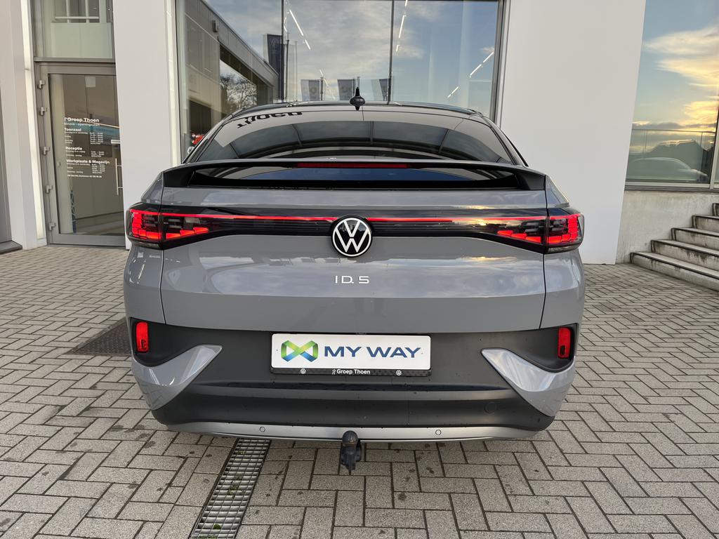 Volkswagen ID.5 77 kWh 204 pk Pro performance Pano dak / el. trekhaak