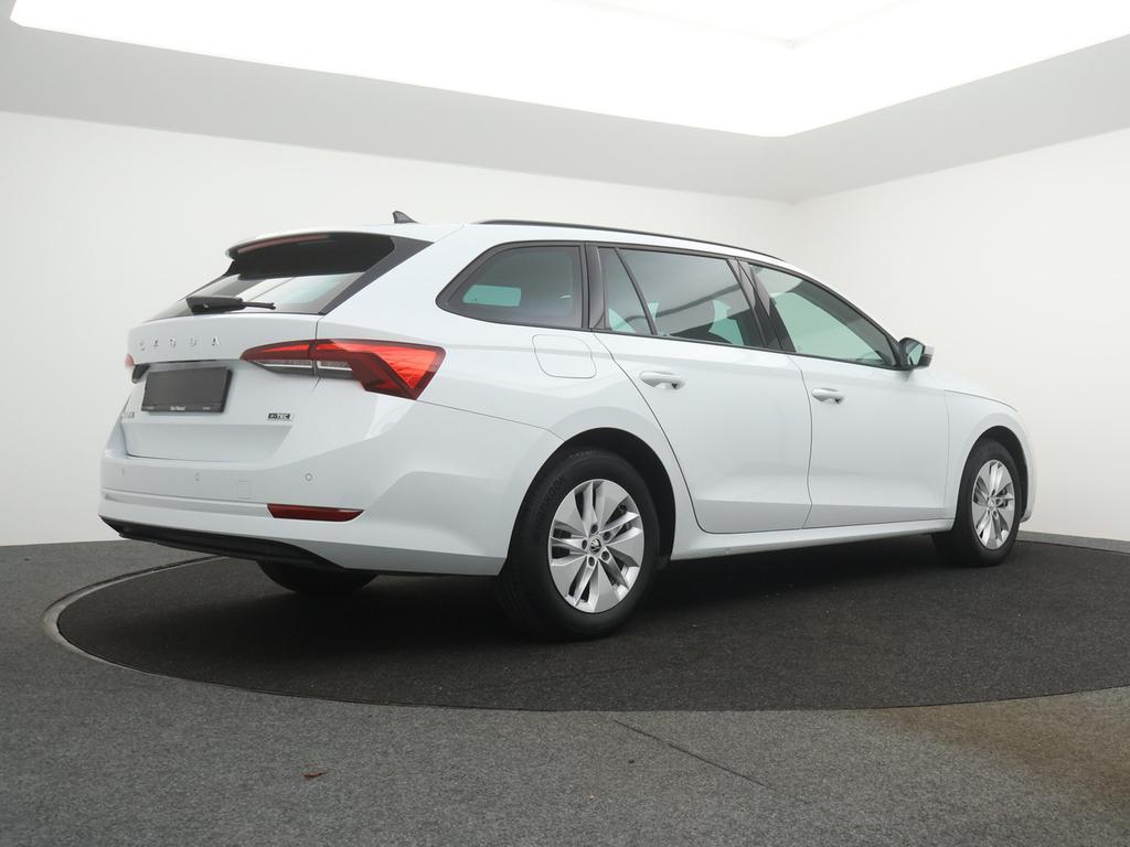 Skoda Octavia Combi Octavia Combi 1.5 TSI 150PK *AUTOMAAT*NAVI*APP CONNECT*BLTH*DIGITAL COCKPIT*ZETELVERWARMING*...