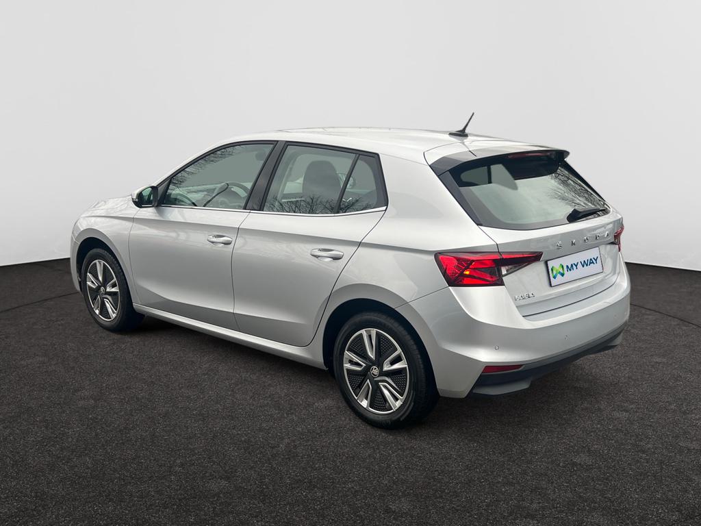 Skoda Fabia Style 1,0 B Automaat 110 Pk met Navigatie!