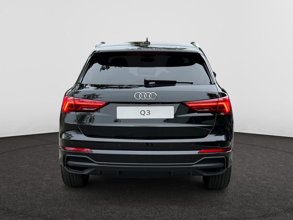 Audi Q3 Audi Q3 S line 35 TFSI 110(150) kW(PS) S tronic