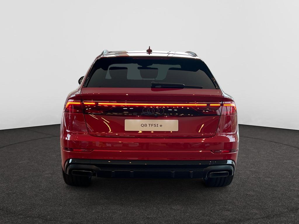 Audi Q8 SUV 60 TFSI e Quattro PHEV Tiptronic (360 kW)