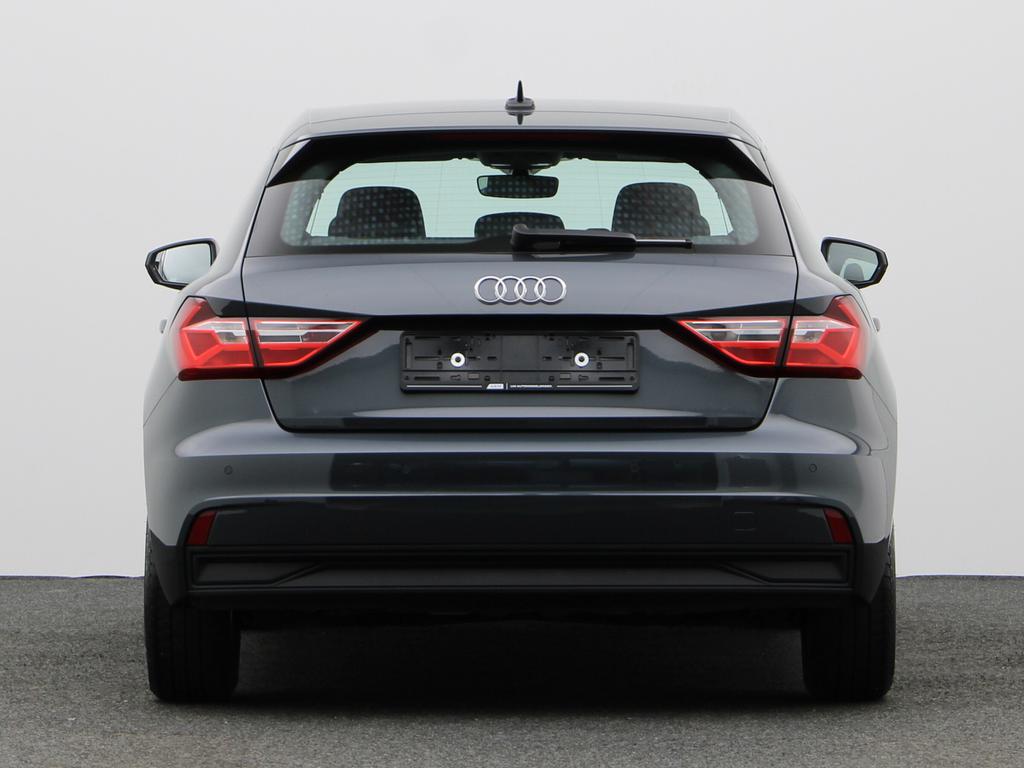 Audi A1 Sportback Attraction 25 TFSI  95 PK