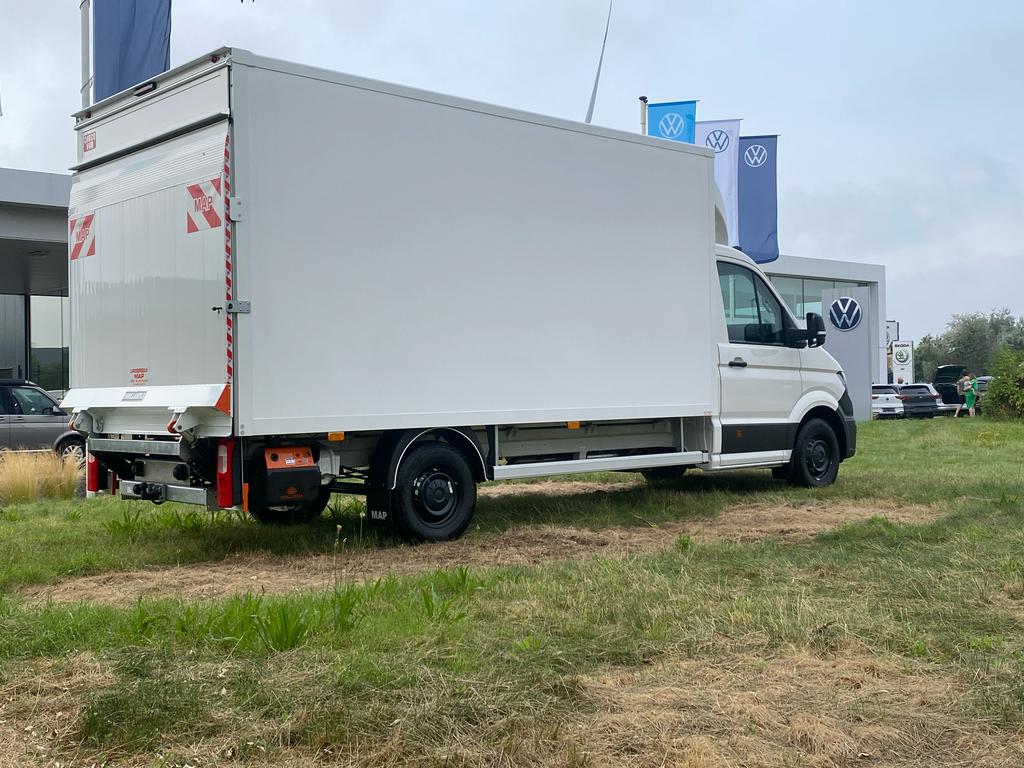 Volkswagen Crafter 35 Lwb Crafter 35 chassis single cab 2.0 l 130 kW, front-wheel drive, 6-speed, wheelbase 4 490 mm