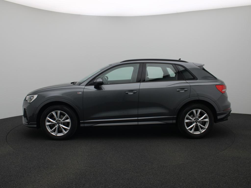 Audi Q3 S-Line 35 TFSI 150 PK S-tronic / ACC / Camera / Apple Carplay