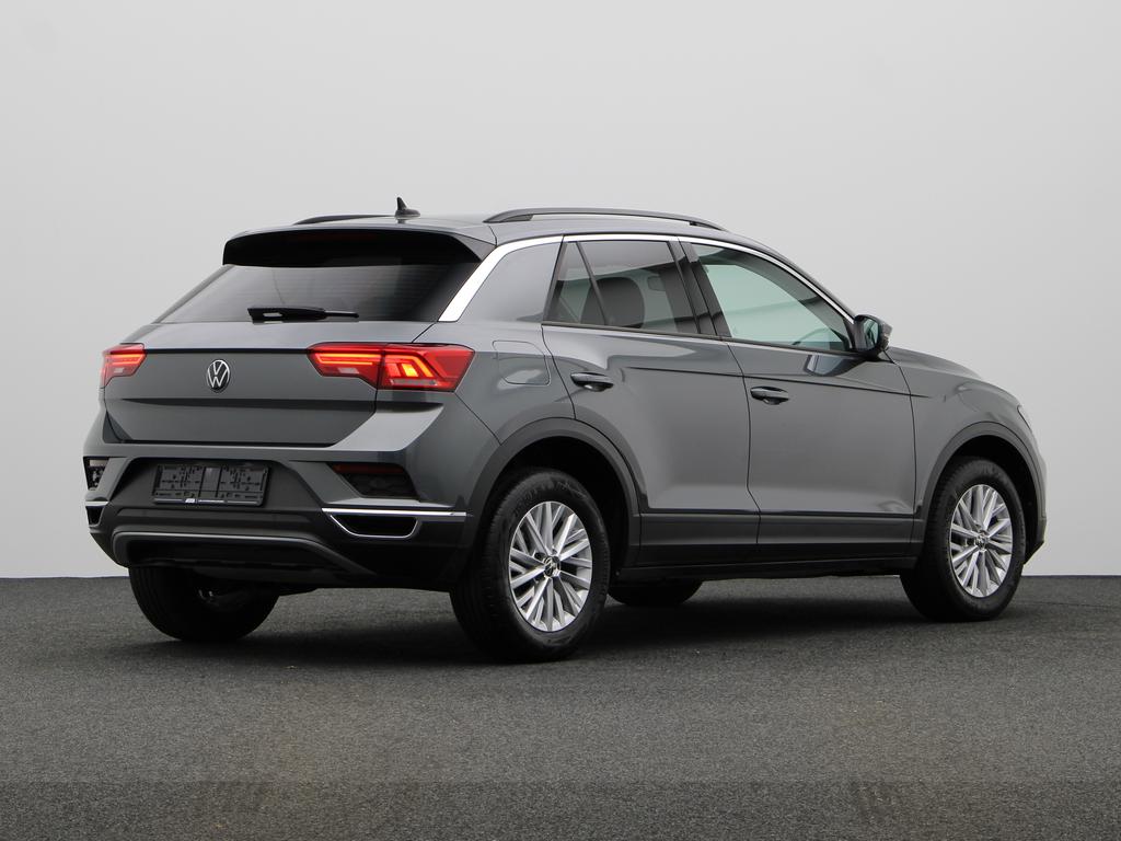 Volkswagen T-Roc STYLE 1.0 TSI 110 PK 6 VERSNELLINGEN