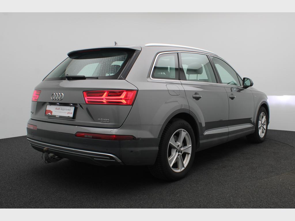 Audi Q7 e-tron 3.0 TDI quattro 190(258) kW(PS) tiptronic 8-speed