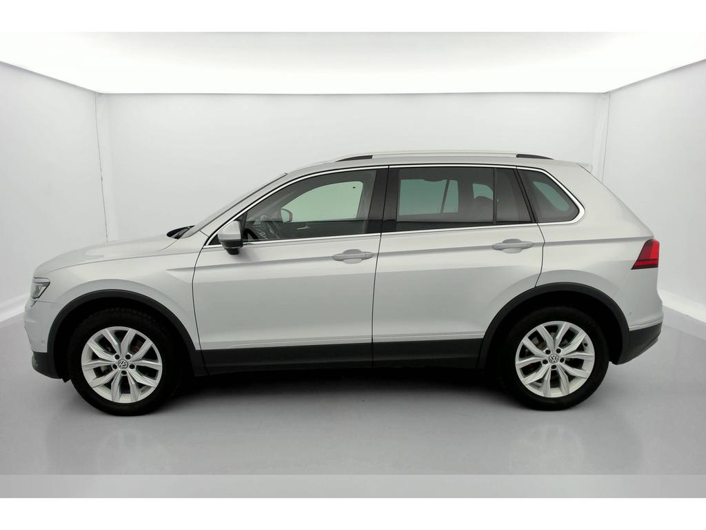 Volkswagen Tiguan Highline 1.4TSI 110kW (150ch) DSG6 4MOTION * FULL LED * TOIT PANO * SIEGES CHAUFF *