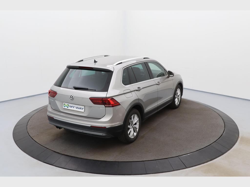 Volkswagen Tiguan HIGHLINE 2.0 TDi SCR 150 PK 6v