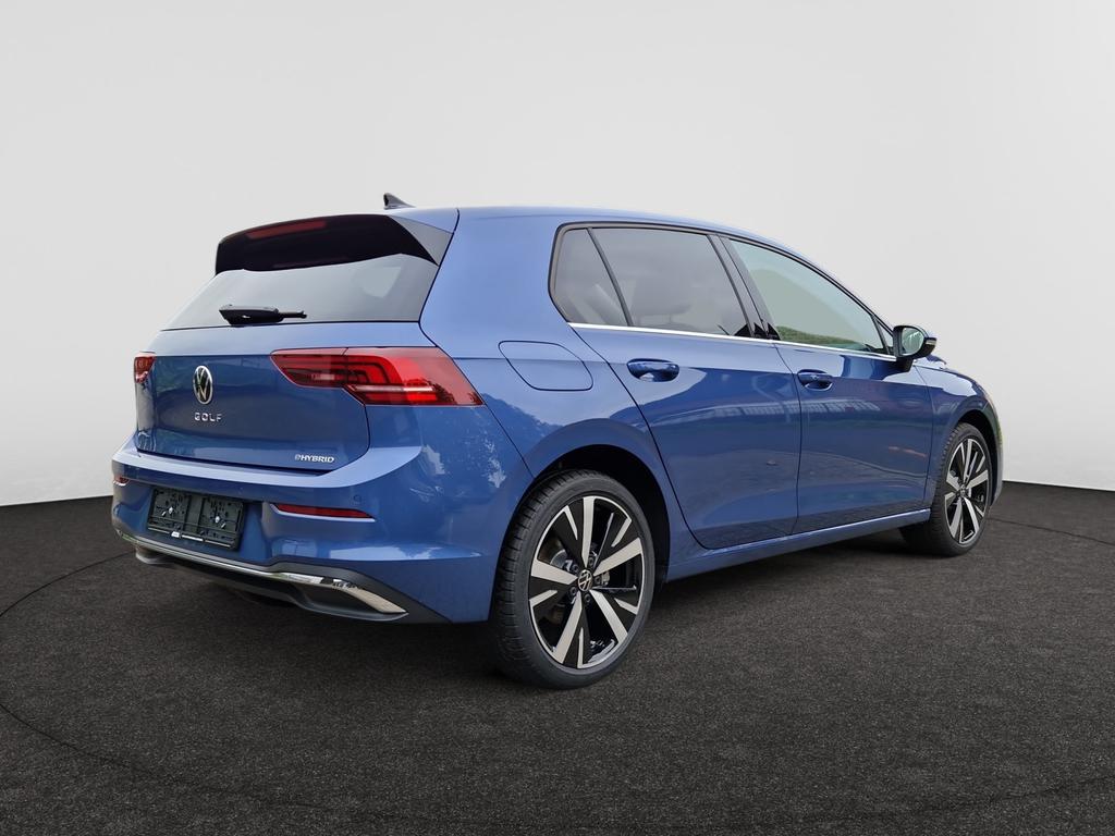 Volkswagen Golf VIII Golf 1.5 eHybrid PHEV Style Business Premium DSG (150 kW)