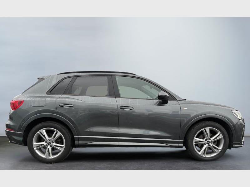 Audi Q3 S-Line-Cuir-Navigation-CarPlay-+++