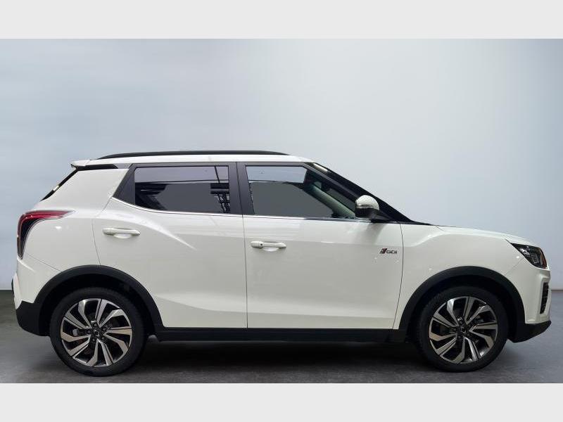 SsangYong Tivoli ONYX / cuir-gps-camera