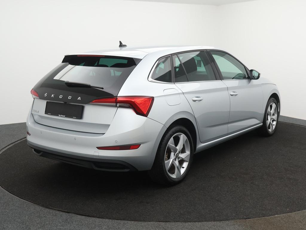 Skoda Scala 1.0TSI 110pk 6v / Navi / Bluetooth / PDC / Camera / Adaptive Cruise / App-connect / Full Led / DEMO