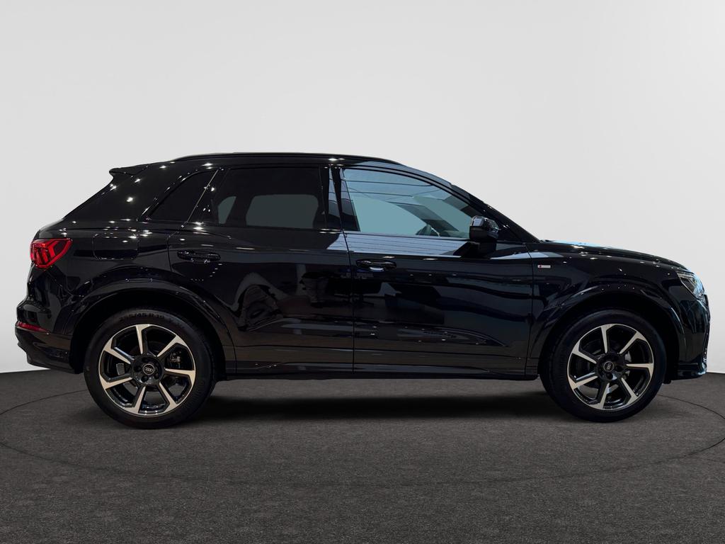 Audi Q3 Audi Q3 S line 35 TDI 110(150) kW(PS) S tronic