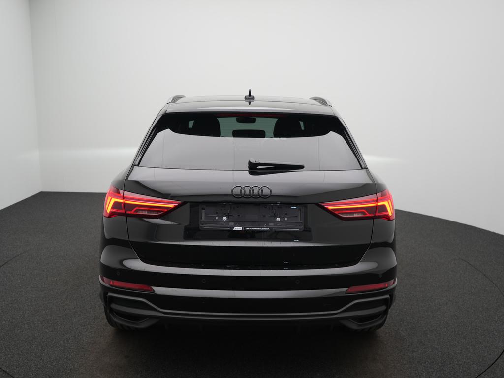 Audi Q3 Audi Q3  Business Edition S line 35 TFSI  110(150) kW(ch) S tronic