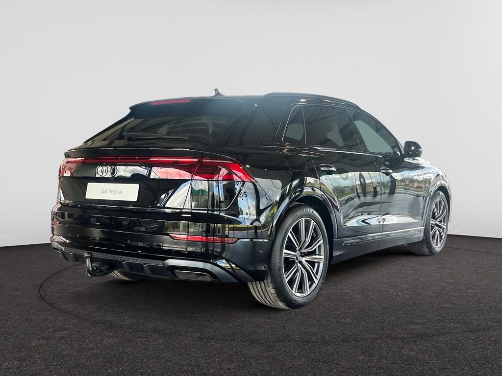 Audi Q8 SUV 60 TFSIe 490pk tiptronic Quattro