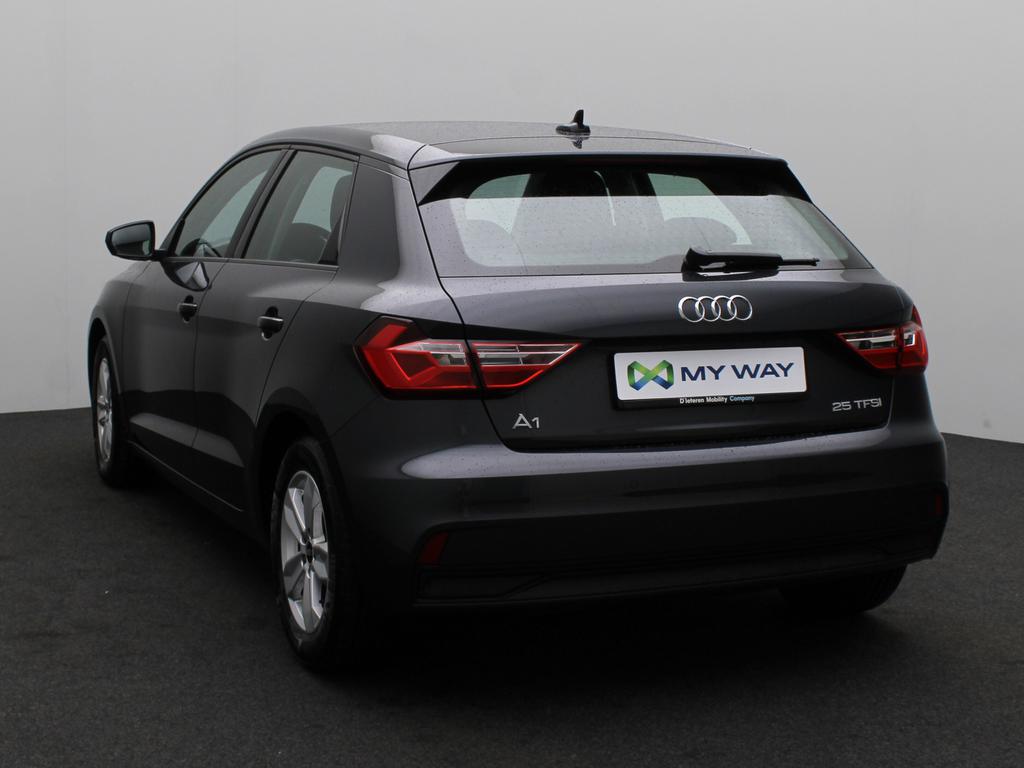 Audi A1 Sportback Audi A1 Sportback Attraction 25 TFSI  70(95) kW(ch) 5 vitesses